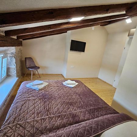 Villa Gaj Omisalj Ngoại thất bức ảnh
